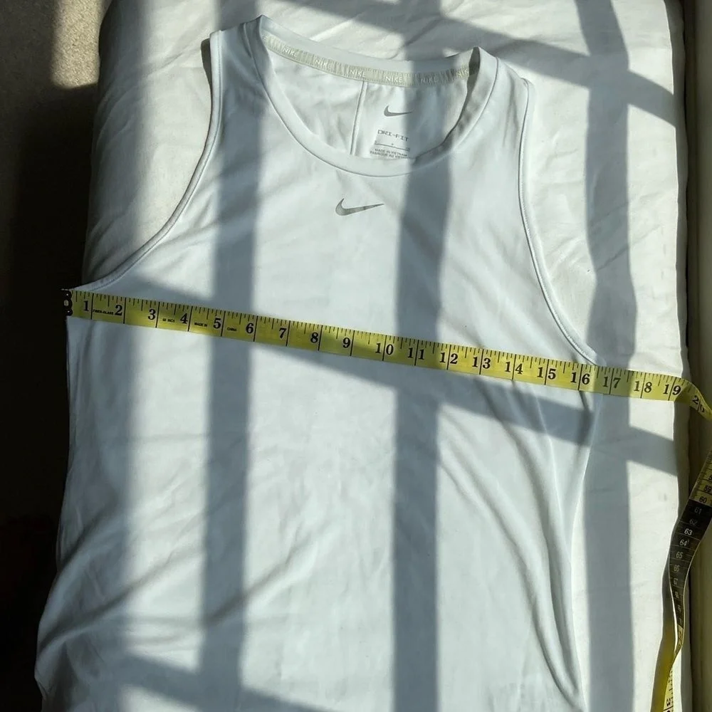 Nike Womens Dri Fit‎ Classic Fit White Tank Top Size Small - Picture 9 of 10